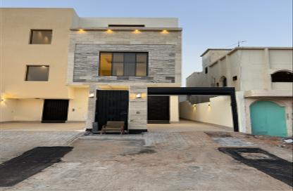 طابق كامل - 4 غرف نوم - 4 حمامات للبيع في الخليج - الرياض - الرياض