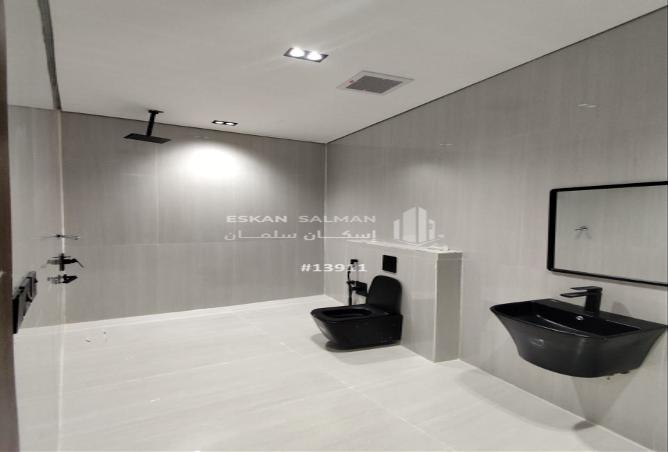 252449 - Property Image 2