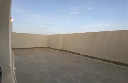 طابق كامل - 5 غرف نوم - 5 حمامات للبيع في قرطبة - الرياض - الرياض