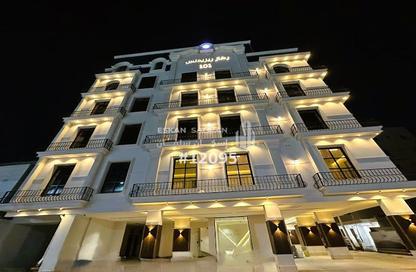 Apartment - 4 Bedrooms - 3 Bathrooms for sale in Al Aziziyah - Jeddah - Makkah Al Mukarramah