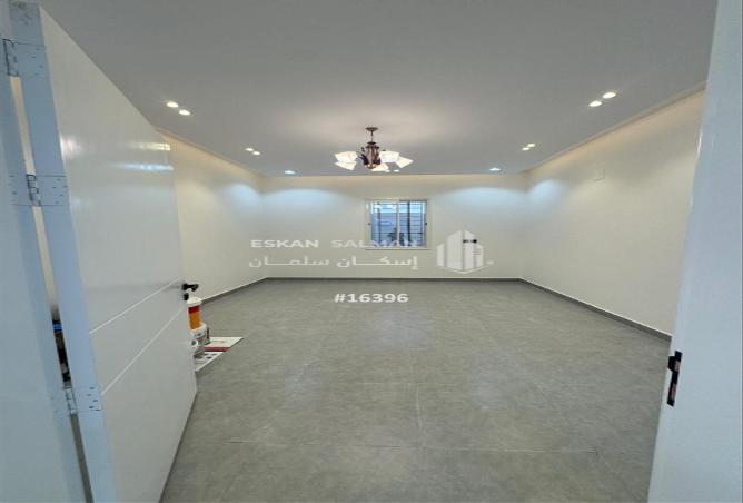 256392 - Property Image 3