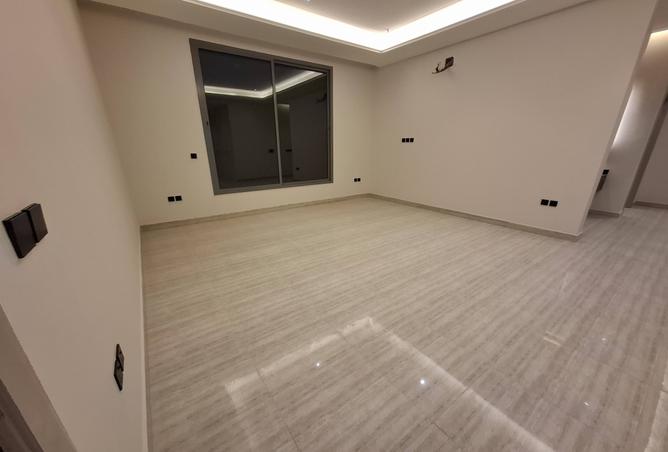 254963 - Property Image 2