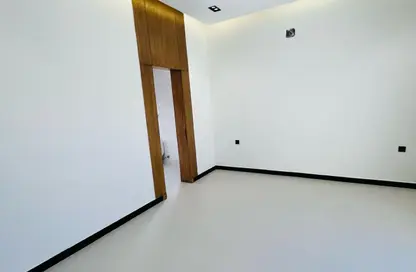 Villa - 7 Bedrooms - 2 Bathrooms for sale in Al Maizialah - Riyadh - Ar Riyadh