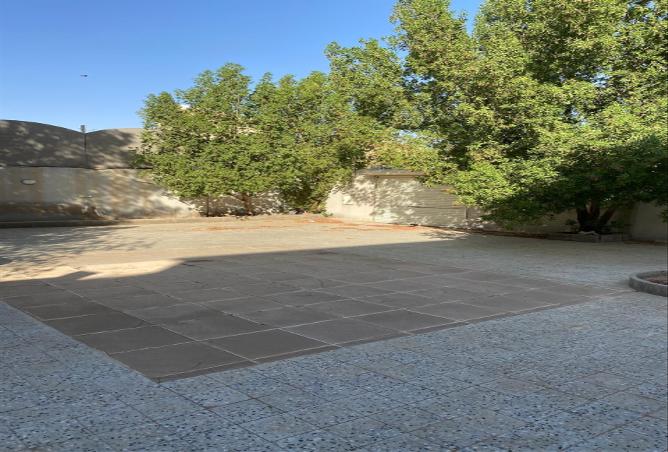 254803 - Property Image 2