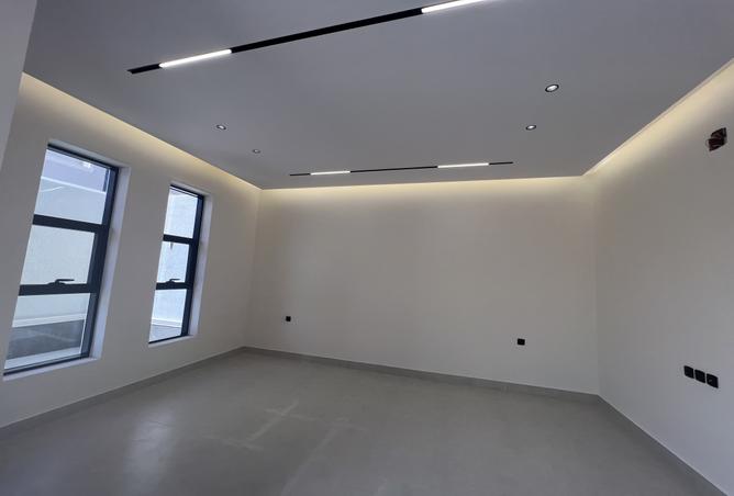 257324 - Property Image 2