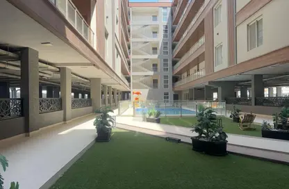 Apartment - 3 Bedrooms - 3 Bathrooms for rent in Al Hamra - Al Khubar - Eastern