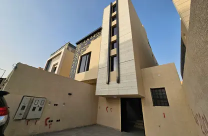 Full Floor - 3 Bedrooms - 4 Bathrooms for sale in Al Munisiyah - Riyadh - Ar Riyadh