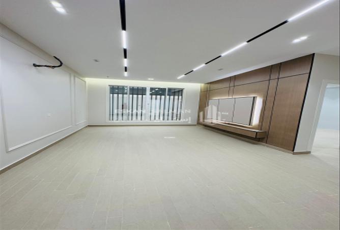 255946 - Property Image 2