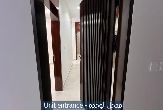 258465 - Property Image 2