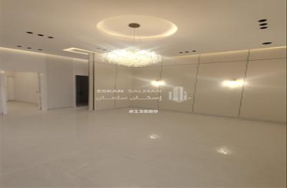 Apartment - 5 Bedrooms - 4 Bathrooms for sale in Al Muruj - Almuzahimih - Ar Riyadh