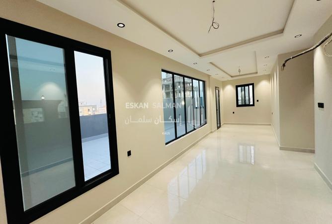 252863 - Property Image 3