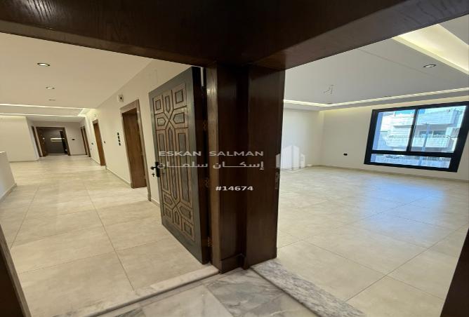 254781 - Property Image 2