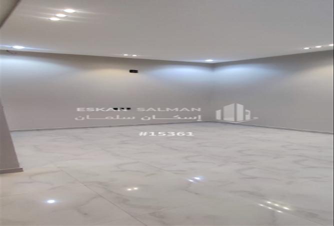 254688 - Property Image 2