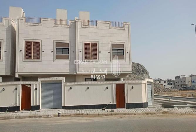 255642 - Property Image 2