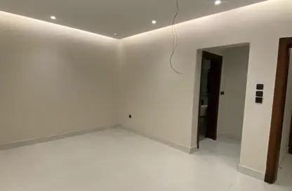 Apartment - 5 Bedrooms - 3 Bathrooms for sale in Governmental1 - Jeddah - Makkah Al Mukarramah