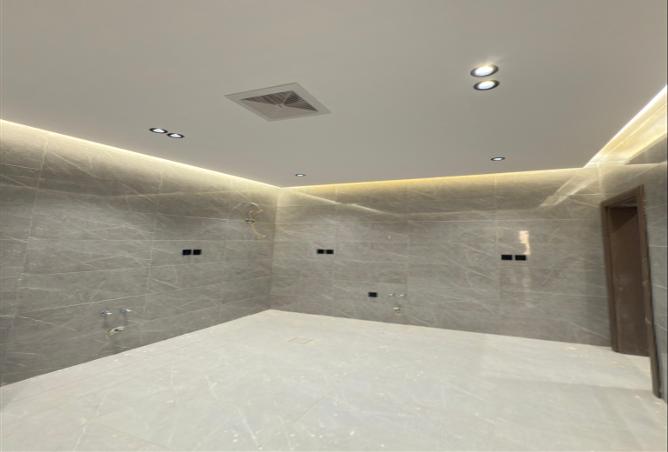 256399 - Property Image 2