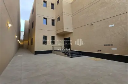 طابق كامل - 6 غرف نوم - 4 حمامات للبيع في الغدير - ابها - عسير