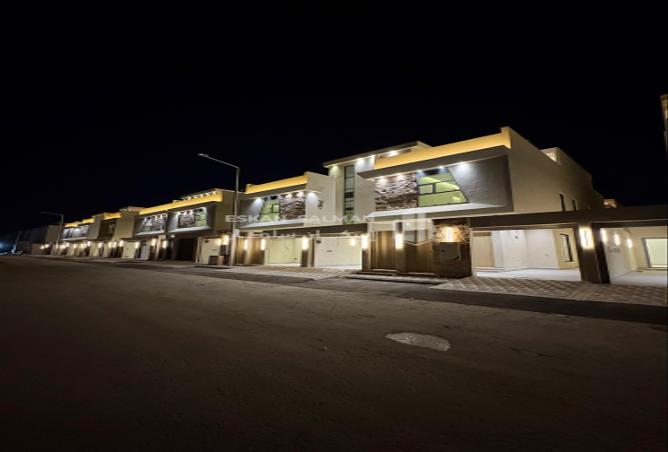 256209 - Property Image 2