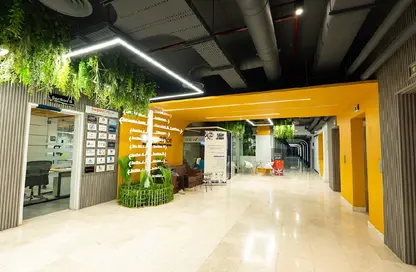 Office Space - Studio - 7+ Bathrooms for rent in Al Suwaidi - Riyadh - Ar Riyadh