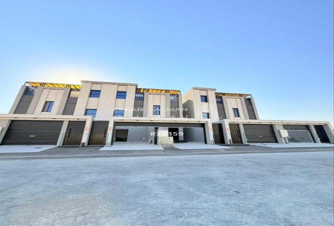 256653 - Property Image 2