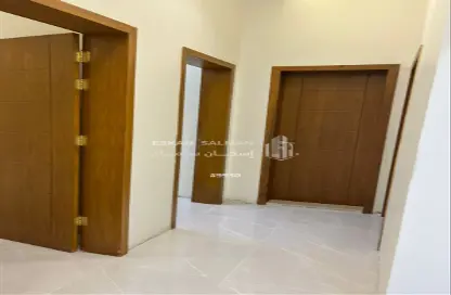 Full Floor - 5 Bedrooms - 4 Bathrooms for sale in Al Noor - Jeddah - Makkah Al Mukarramah