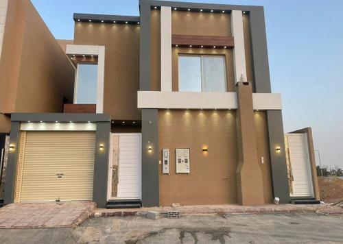 فيلا - 4 غرف نوم - 5 حمامات for للايجار in حي الرمال - شرق الرياض - الرياض