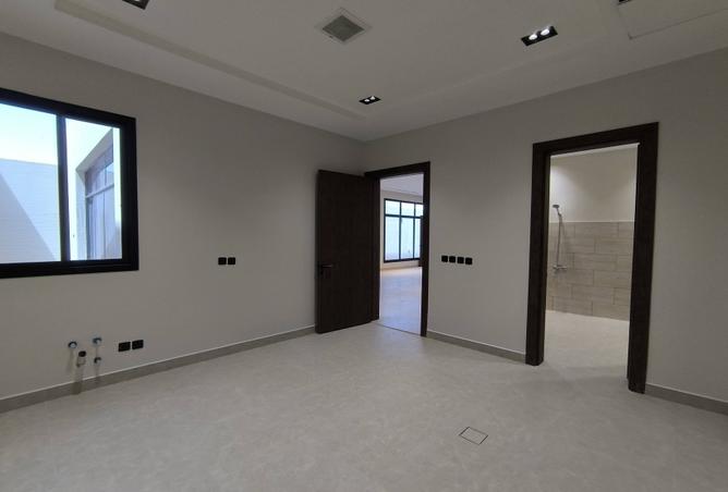 255294 - Property Image 3