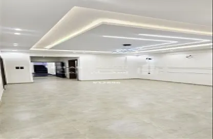 طابق كامل - 6 غرف نوم - 4 حمامات للبيع في الغدير - ابها - عسير
