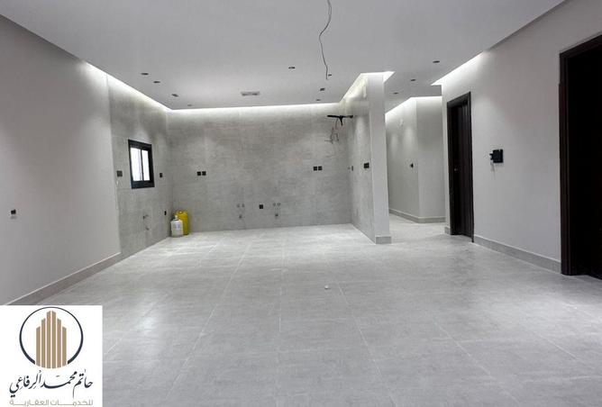 255542 - Property Image 3