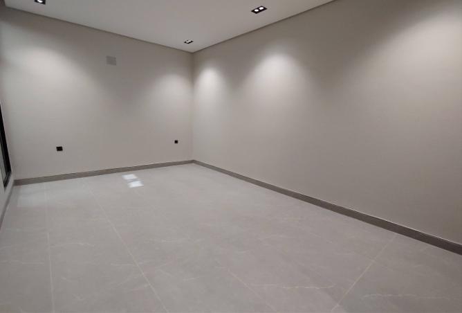 258126 - Property Image 3