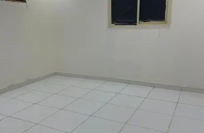 شقة - 3 غرف نوم - 1 حمام للايجار في الرمال - الرياض - الرياض