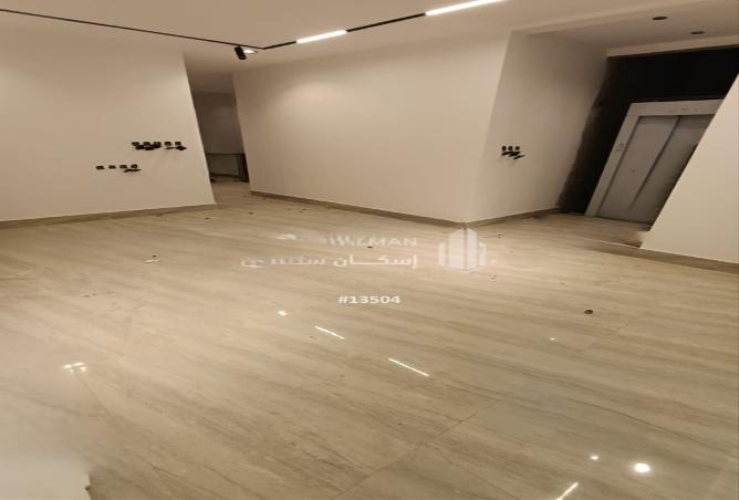 251298 - Property Image 2