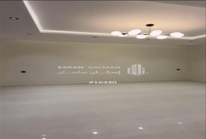 256298 - Property Image 3