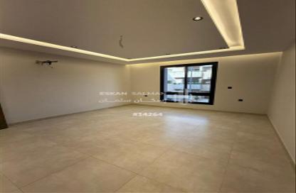 Apartment - 5 Bedrooms - 3 Bathrooms for sale in An Nuzhah - Jeddah - Makkah Al Mukarramah