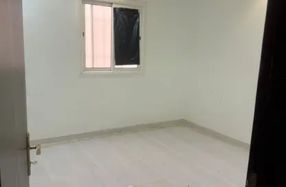 شقة - 4 غرف نوم - 2 حمامات للايجار في القادسية - الرياض - الرياض