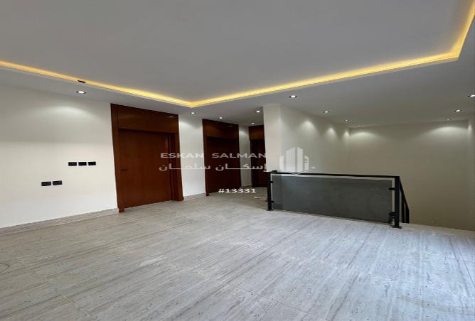 251076 - Property Image 2