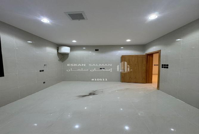 245889 - Property Image 2