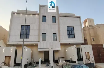 Full Floor - 3 Bedrooms - 4 Bathrooms for sale in Al Munisiyah - Riyadh - Ar Riyadh
