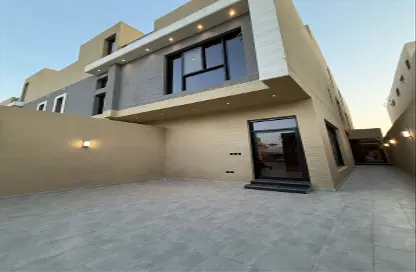 طابق كامل - 4 غرف نوم - 4 حمامات للبيع في الخليج - الرياض - الرياض