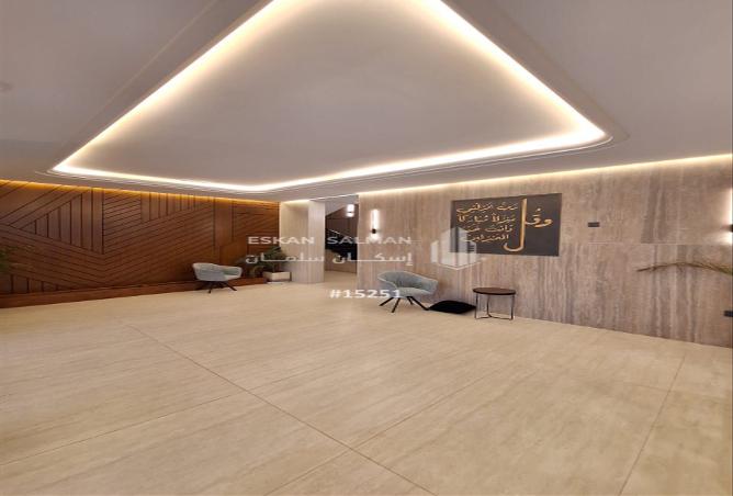 254369 - Property Image 2