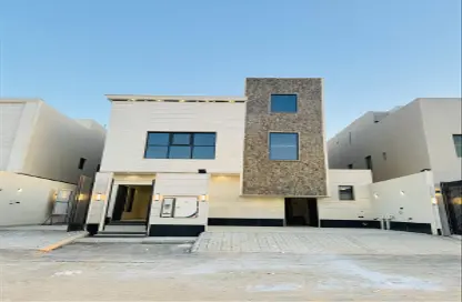 Full Floor - 4 Bedrooms - 4 Bathrooms for sale in Ar Rimal - Riyadh - Ar Riyadh