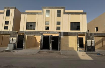 Full Floor - 6 Bedrooms - 3 Bathrooms for sale in Tuwaiq - Riyadh - Ar Riyadh