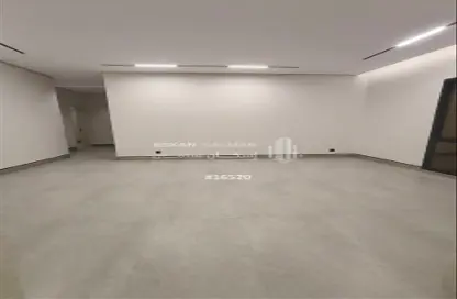 Full Floor - 5 Bedrooms - 3 Bathrooms for sale in Ar Rimal - Riyadh - Ar Riyadh