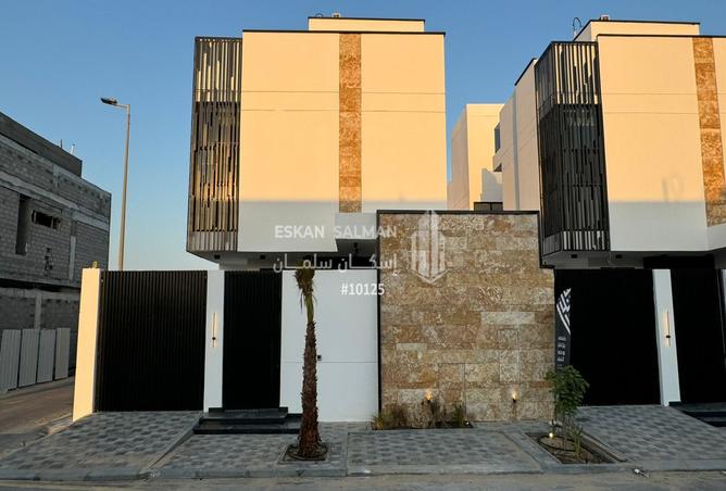 245193 - Property Image 2