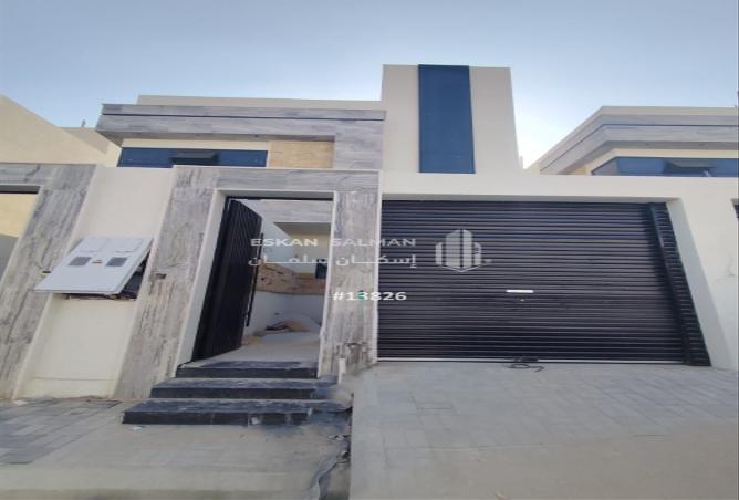 251977 - Property Image 2