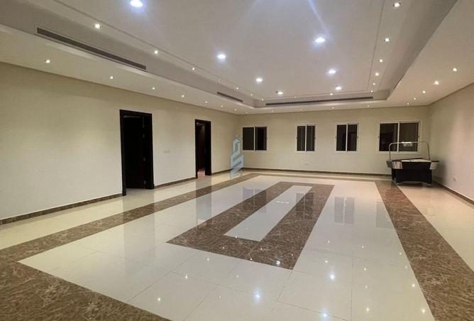 255247 - Property Image 3