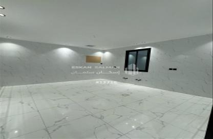 Apartment - 5 Bedrooms - 4 Bathrooms for sale in Al Muhammadiyah 3 - Jazan - Jazan