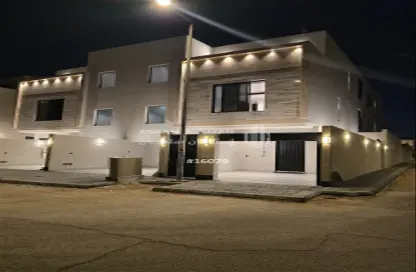 طابق كامل - 5 غرف نوم - 4 حمامات للبيع في النهضة - الرياض - الرياض