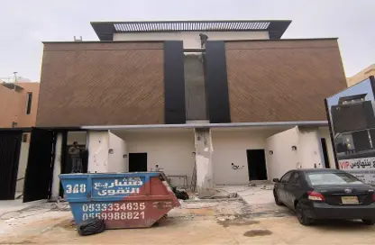 طابق كامل - 5 غرف نوم - 3 حمامات للبيع في قرطبة - الرياض - الرياض