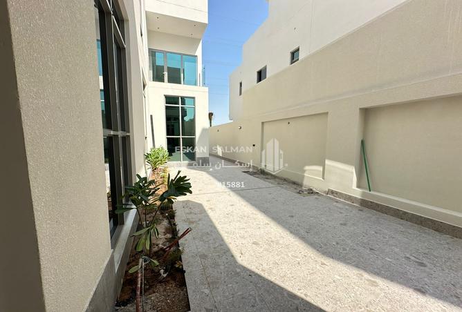 255811 - Property Main Image